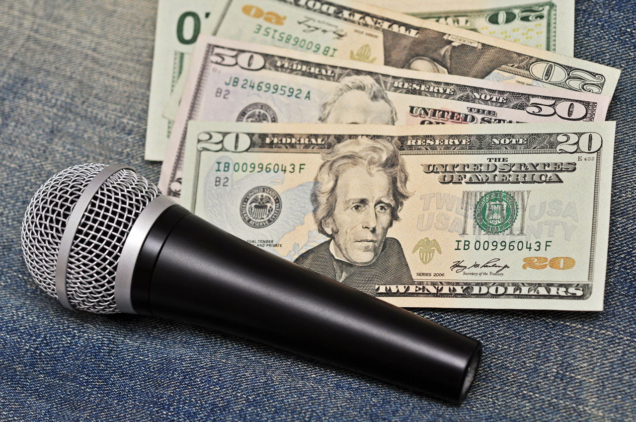 how-podcasters-are-making-money-with-podcasting